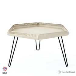 Table basse de jardin en acier Céleste coloris champagne avec pieds épingle noirs