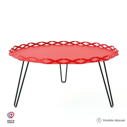 Table basse de jardin Aura en acier rouge avec pieds épingle noirs
