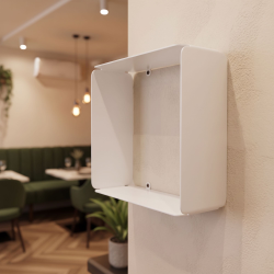 Étagère murale Ambre, coloris blanc, dans un restaurant.